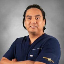 Dr. Efrain Baca Hernandez