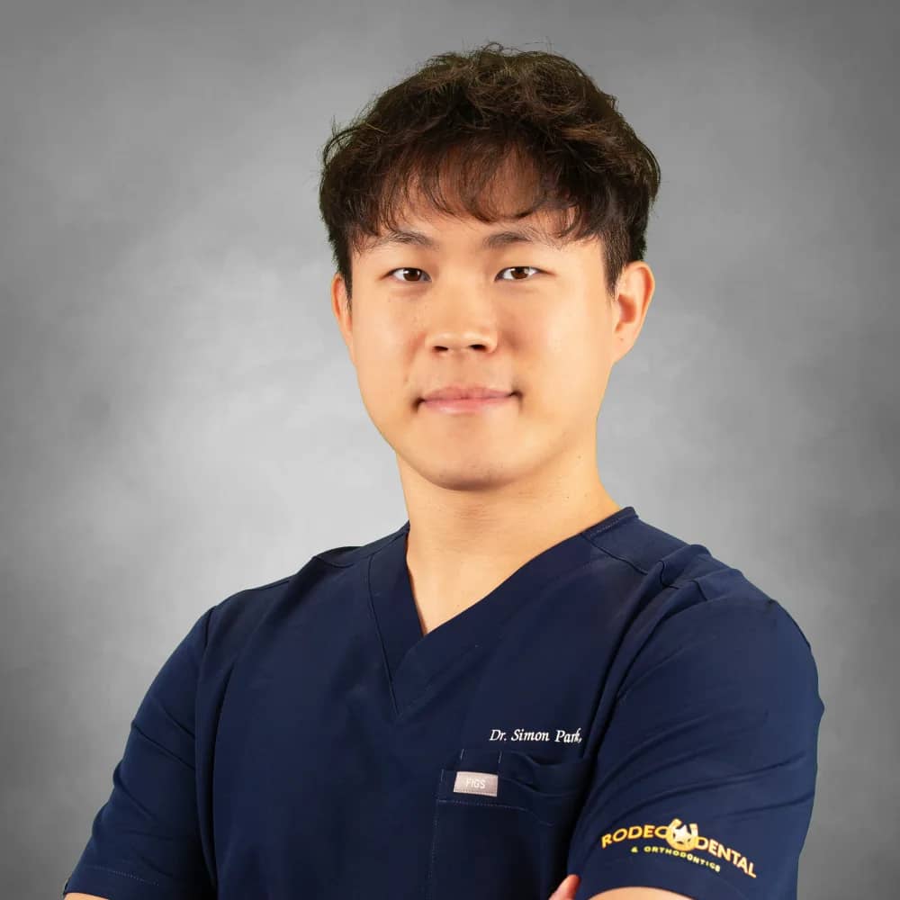 Dr. Simon Park