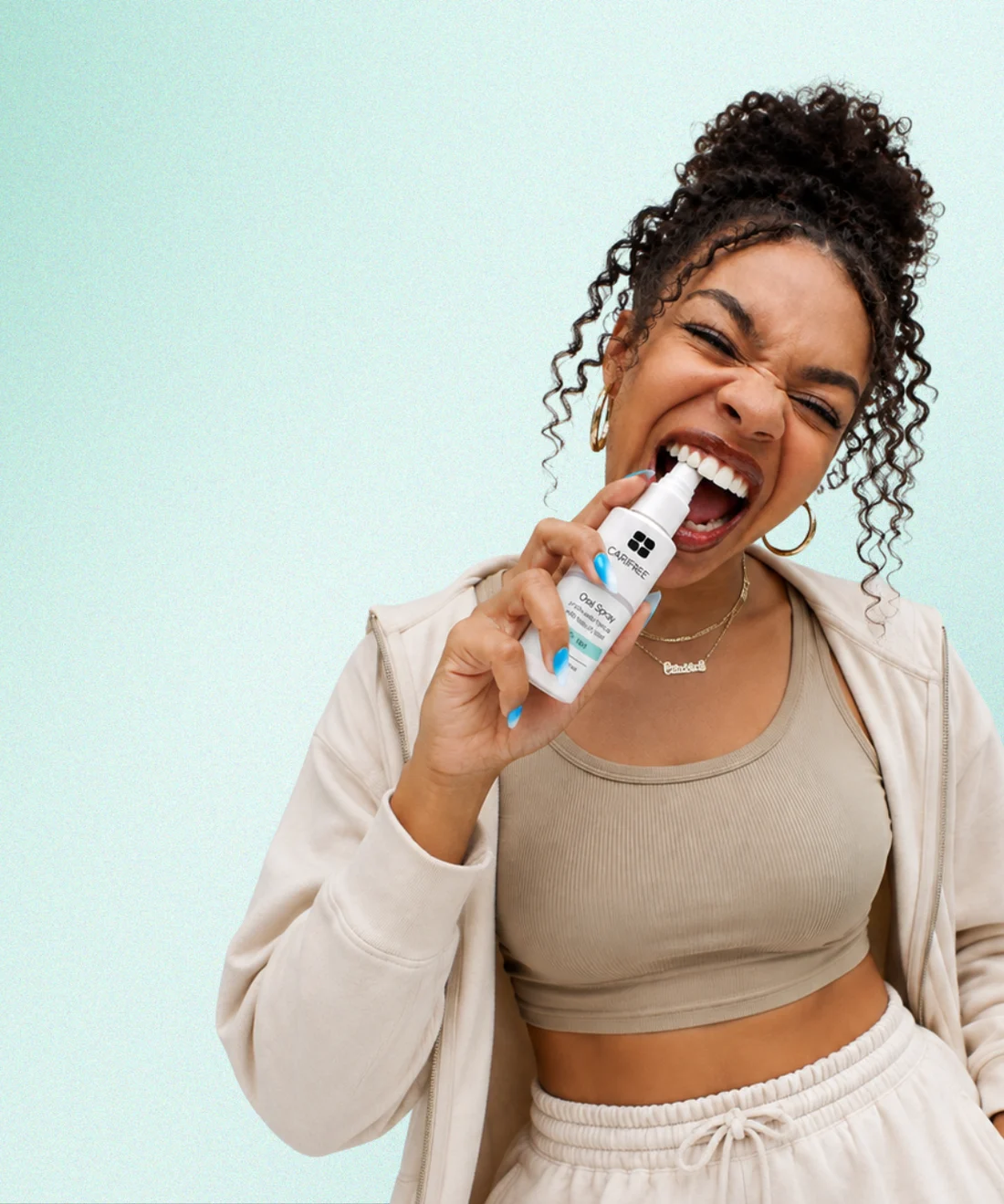 A member using the moisturizing oral spray